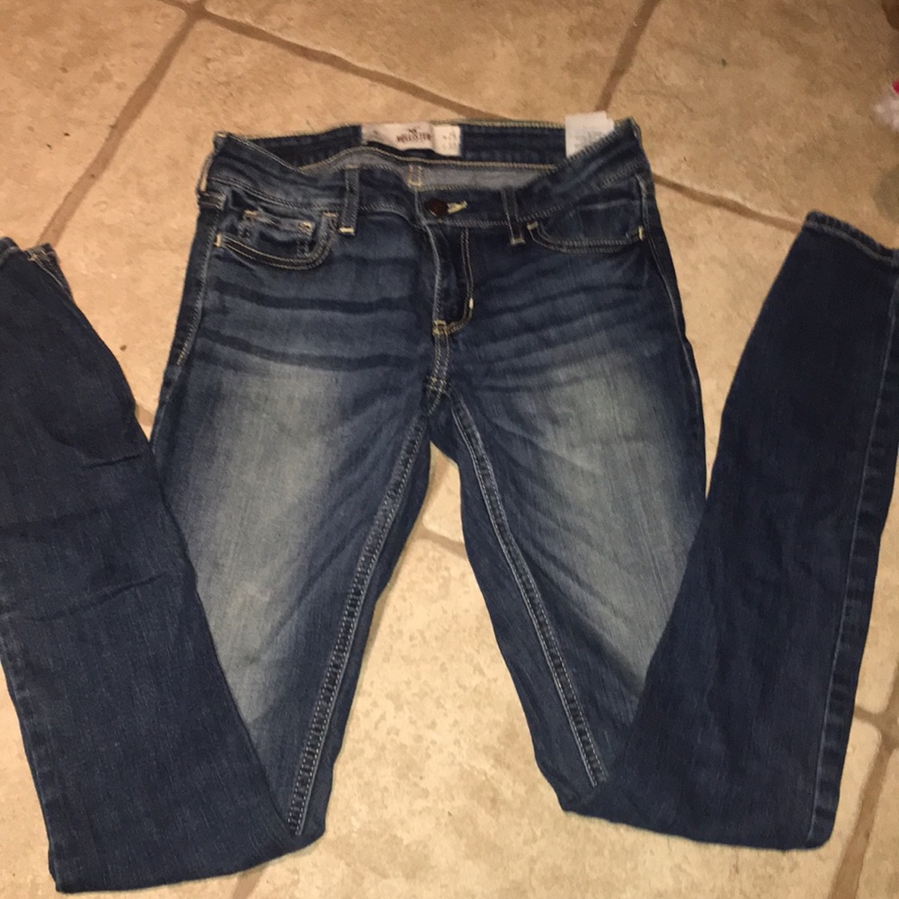 Hollister blue low rise skinny jeans